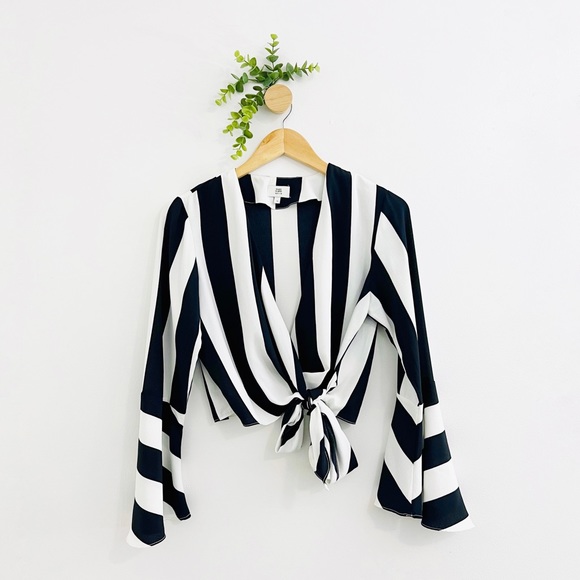 River Island Petite Black White Striped Bell Sleeves Wrap Top - Picture 1 of 8